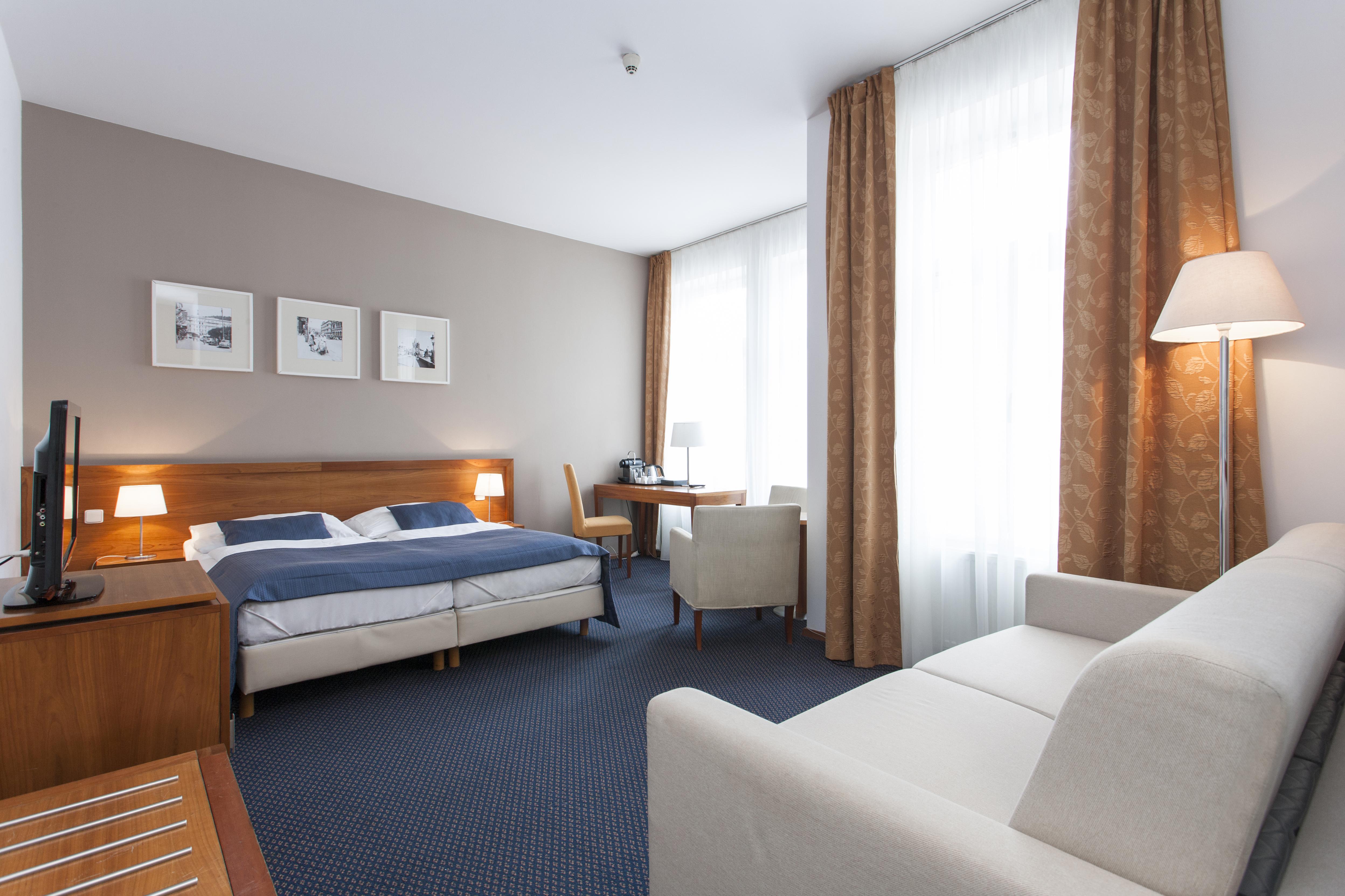 Hotel Carol Prága Kültér fotó