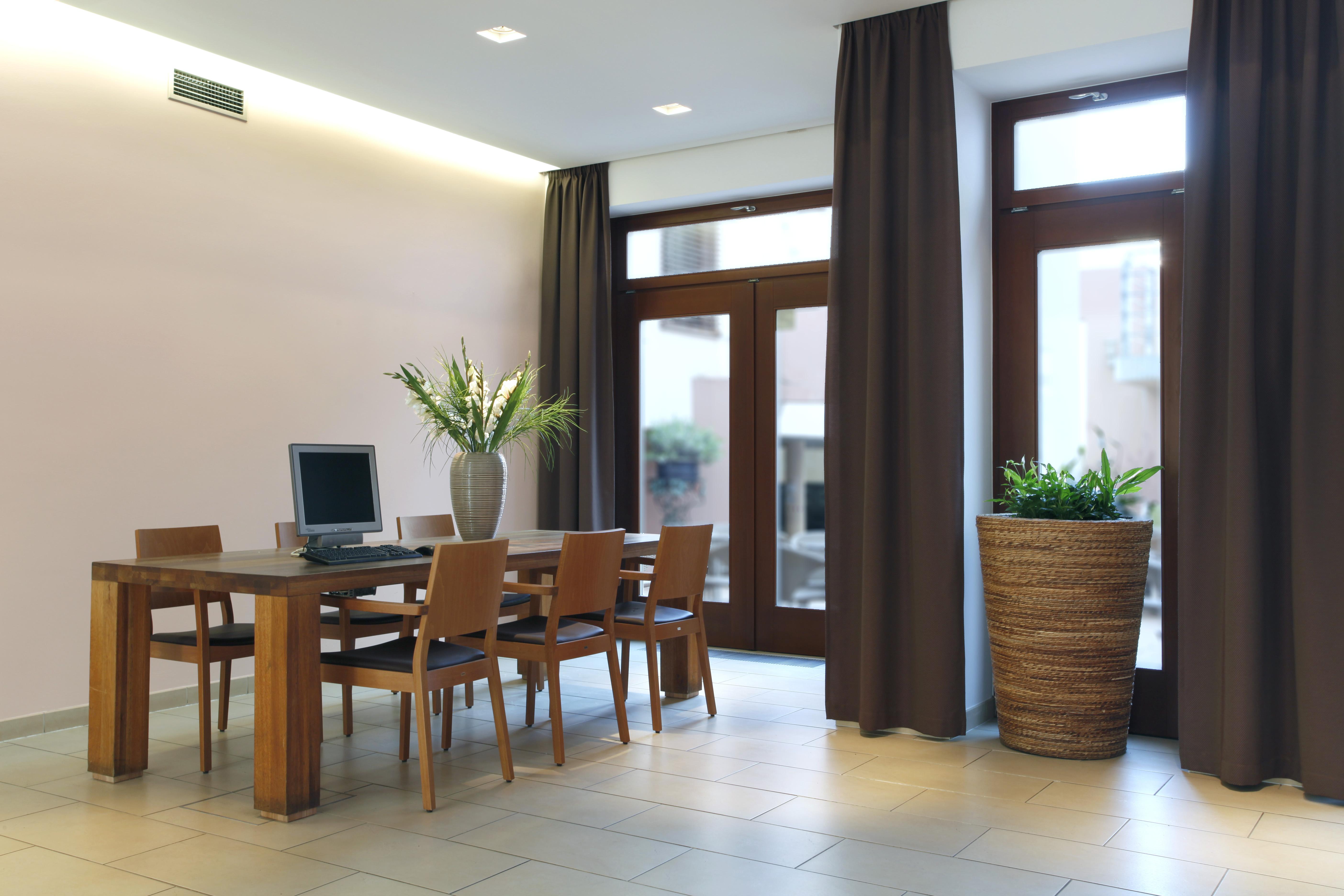 Hotel Carol Prága Kültér fotó