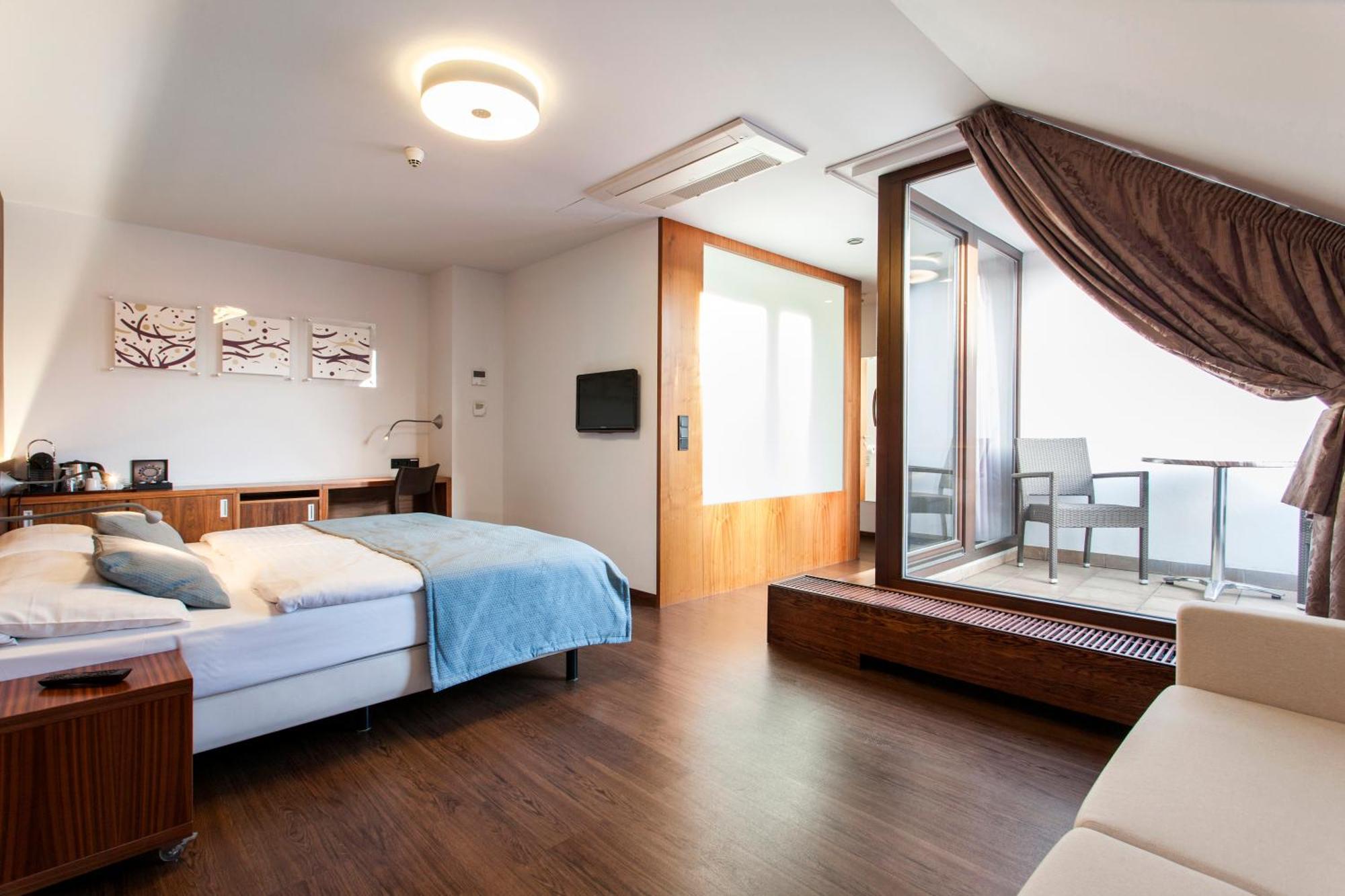 Hotel Carol Prága Kültér fotó