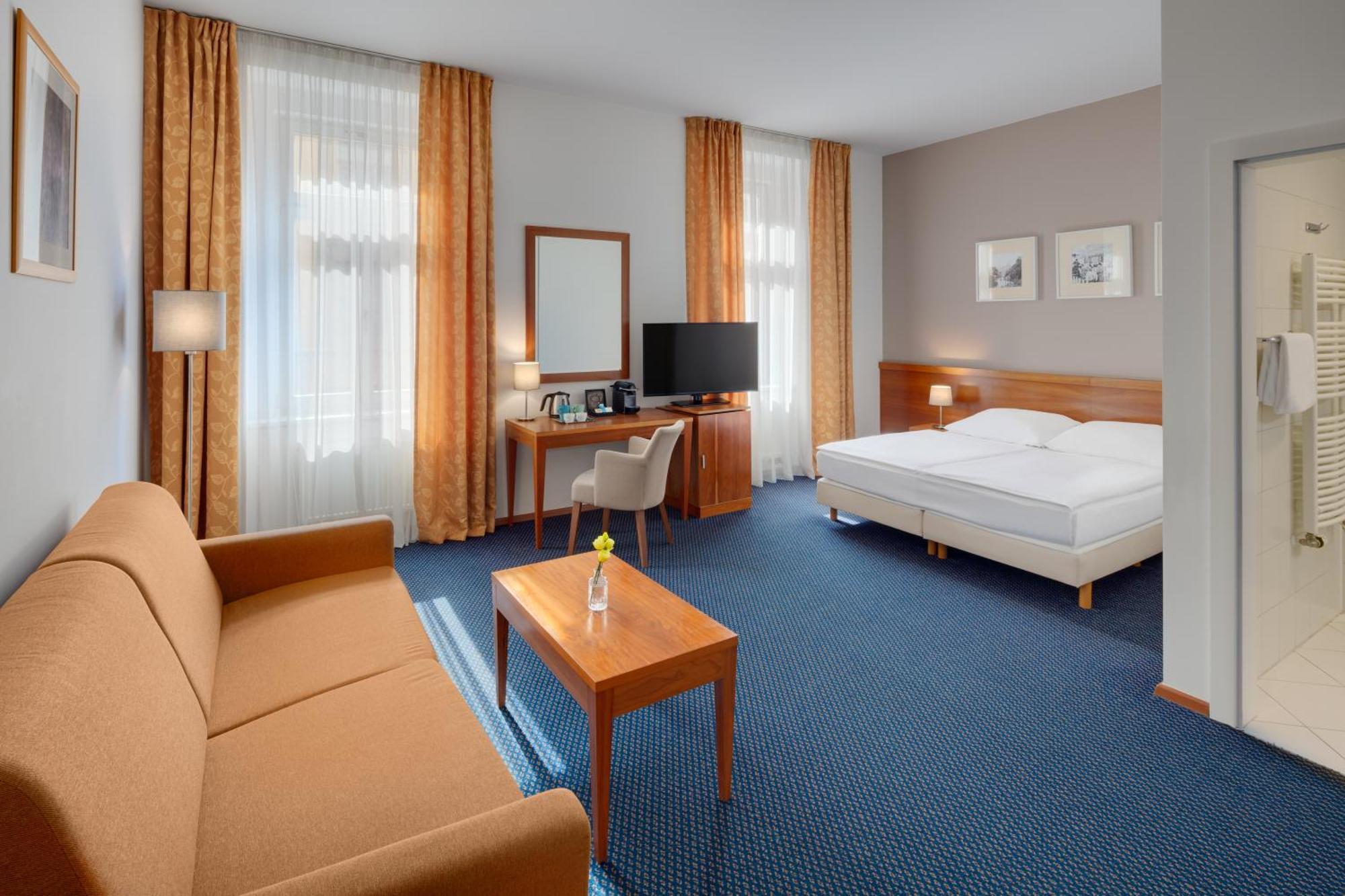 Hotel Carol Prága Kültér fotó